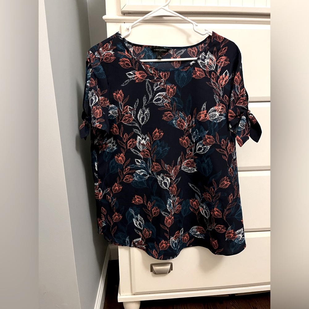 Women’s Banana Republic Floral Top